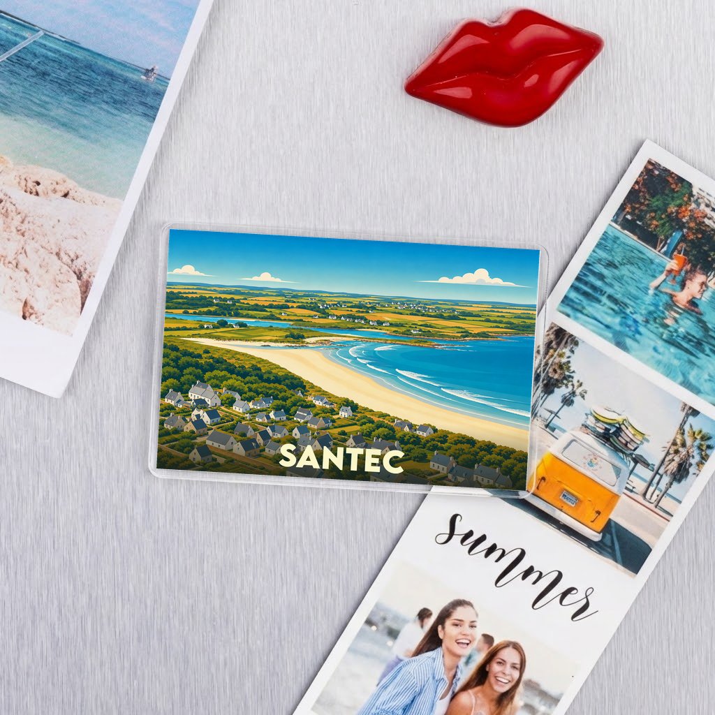 Magnet souvenir de la ville de Santec avec une illustration stylisée de son paysage côtier.