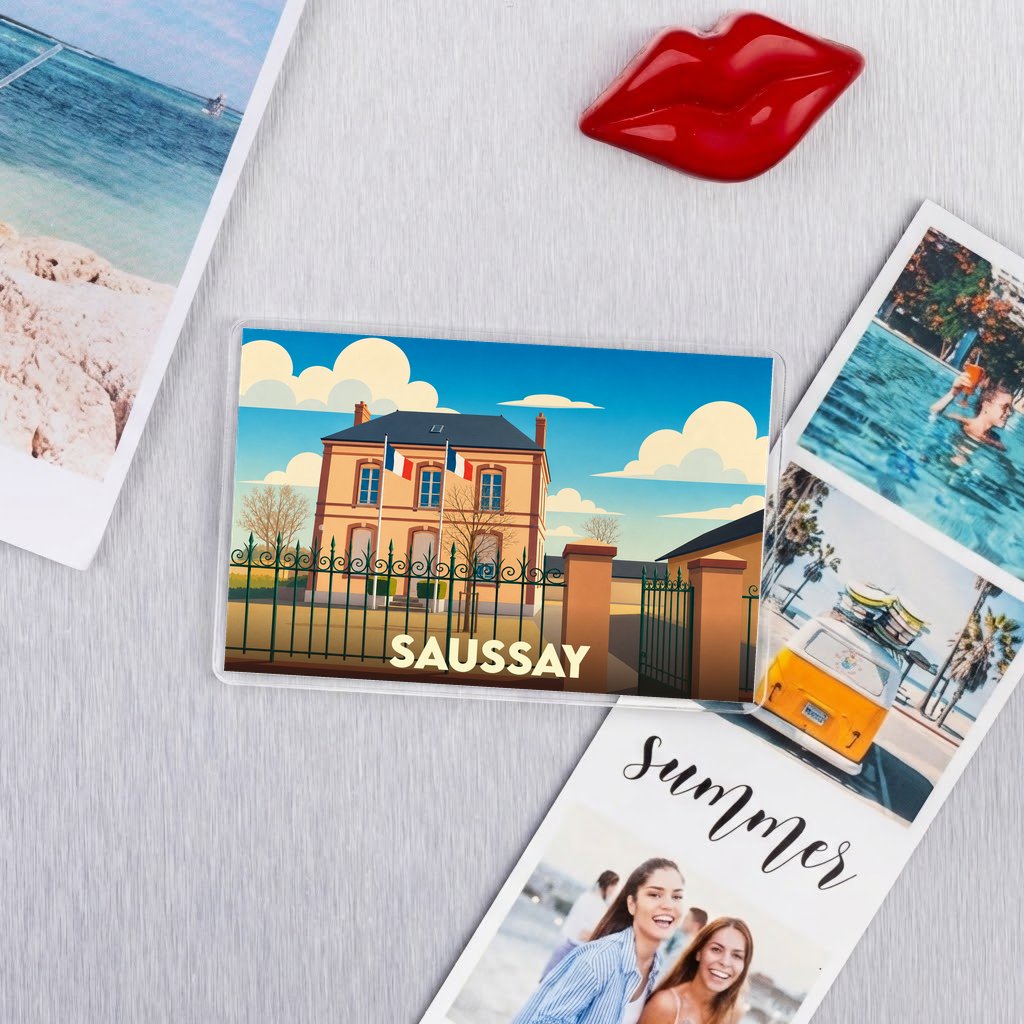 Magnet souvenir de la ville de Saussay avec une illustration stylisée de la mairie.