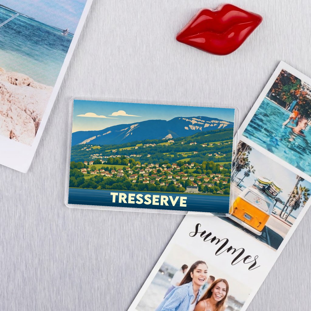 Magnet souvenir de la ville de Tresserve avec une illustration stylisée.