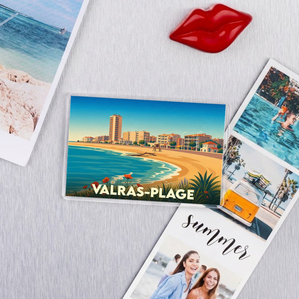 Magnet souvenir de la ville de Valras-Plage avec une illustration stylisée du bord de mer.