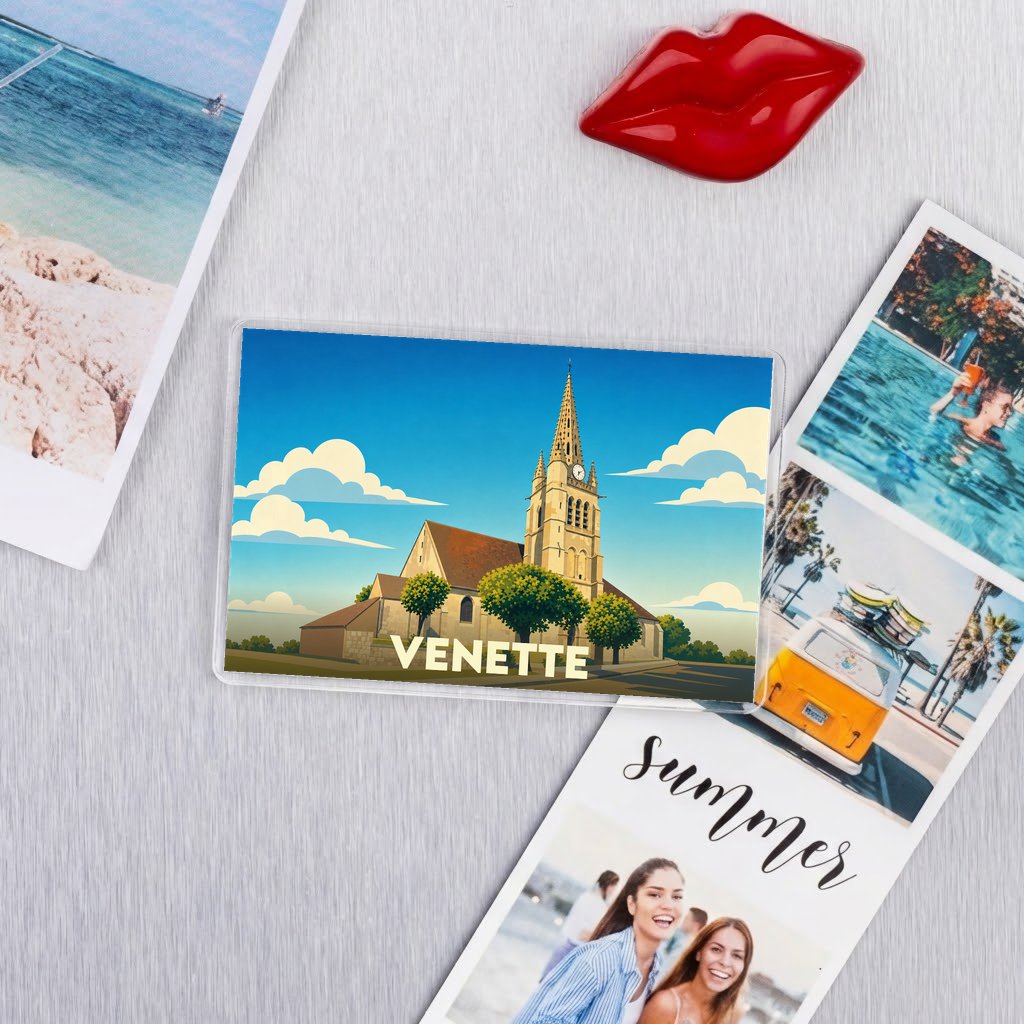 Magnet souvenir de la ville de Venette avec une illustration stylisée de son église.