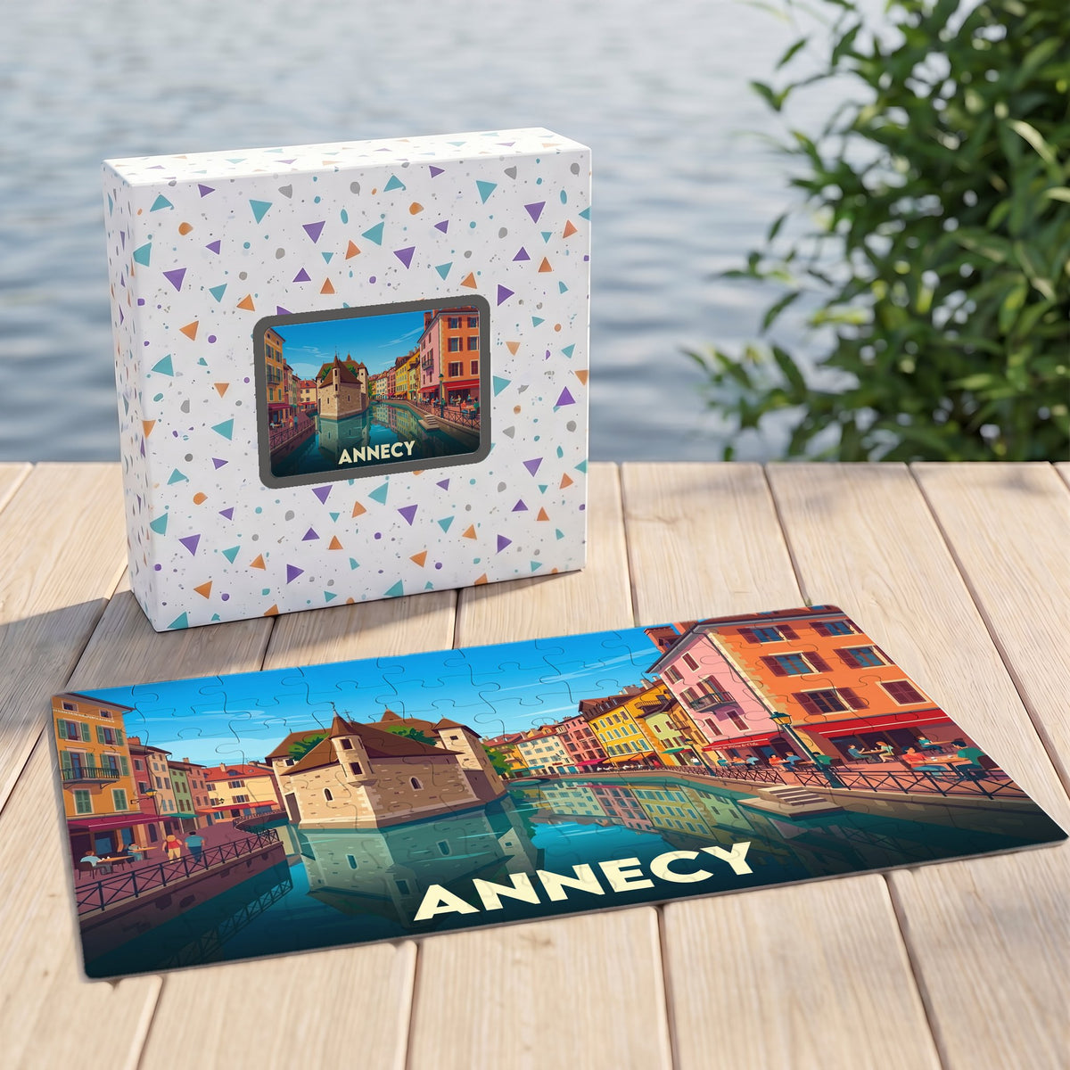 Puzzle souvenir de la ville d'Annecy avec son illustration stylisée du Palais de l'Isle.