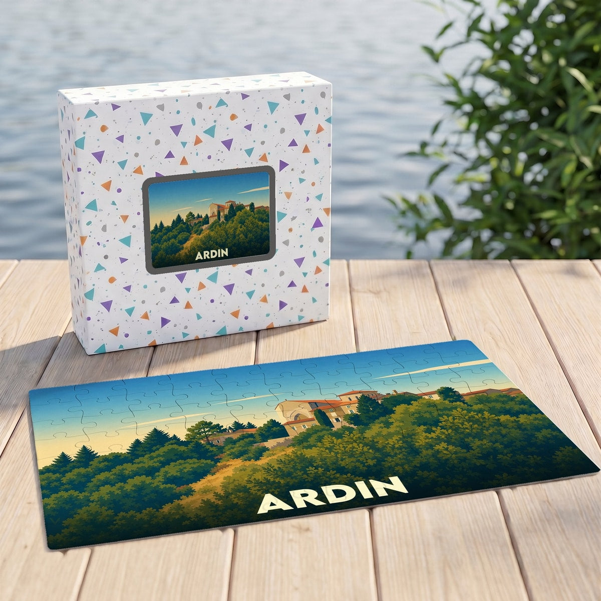 Puzzle souvenir de la ville de Ardin avec une illustration stylisée de son paysage urbain niché dans la verdure.