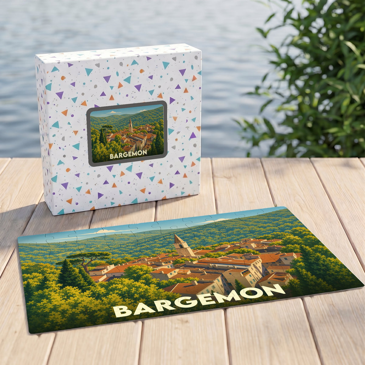 Puzzle souvenir de la ville de Bargemon avec une illustration stylisée d'un paysage provençal.