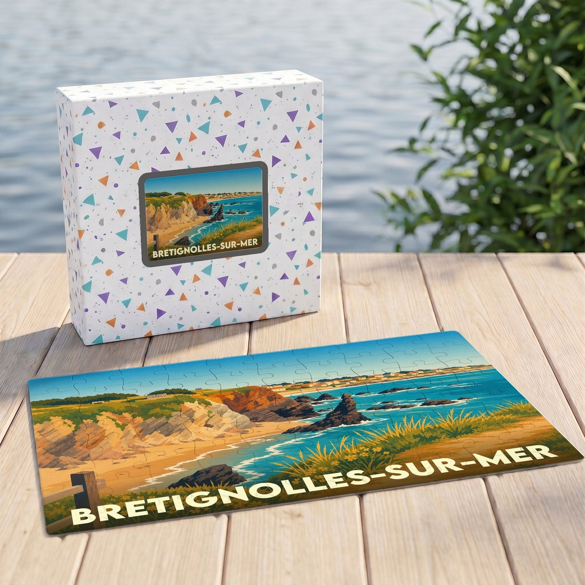 Puzzle souvenir de Bretignolles-sur-Mer avec une illustration stylisée du littoral et de ses falaises.