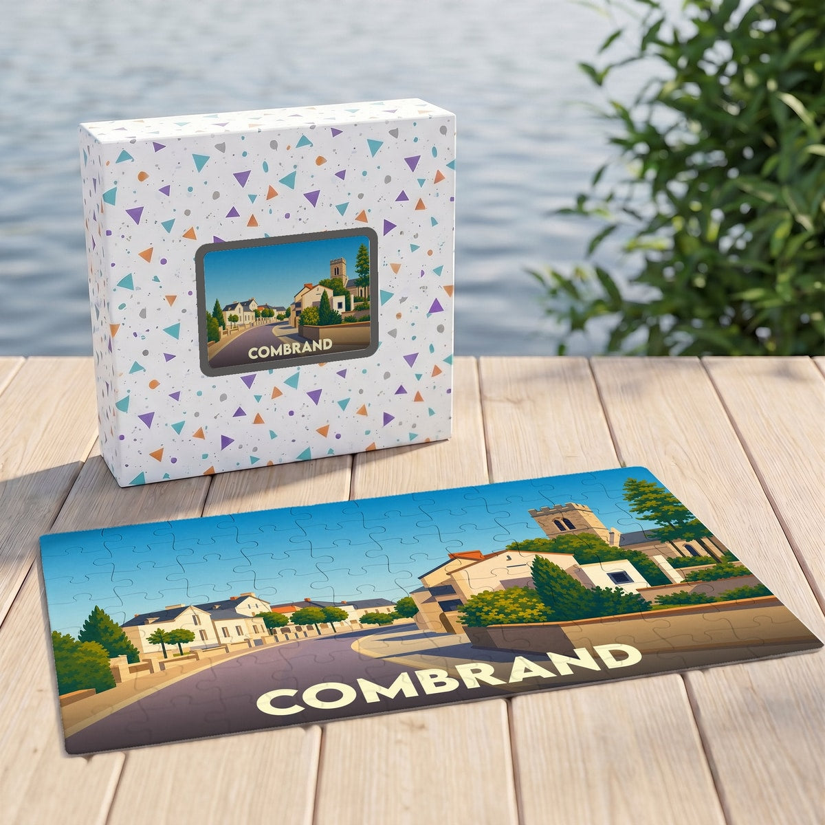 Puzzle souvenir de la ville de Combrand avec une illustration stylisée et colorée.