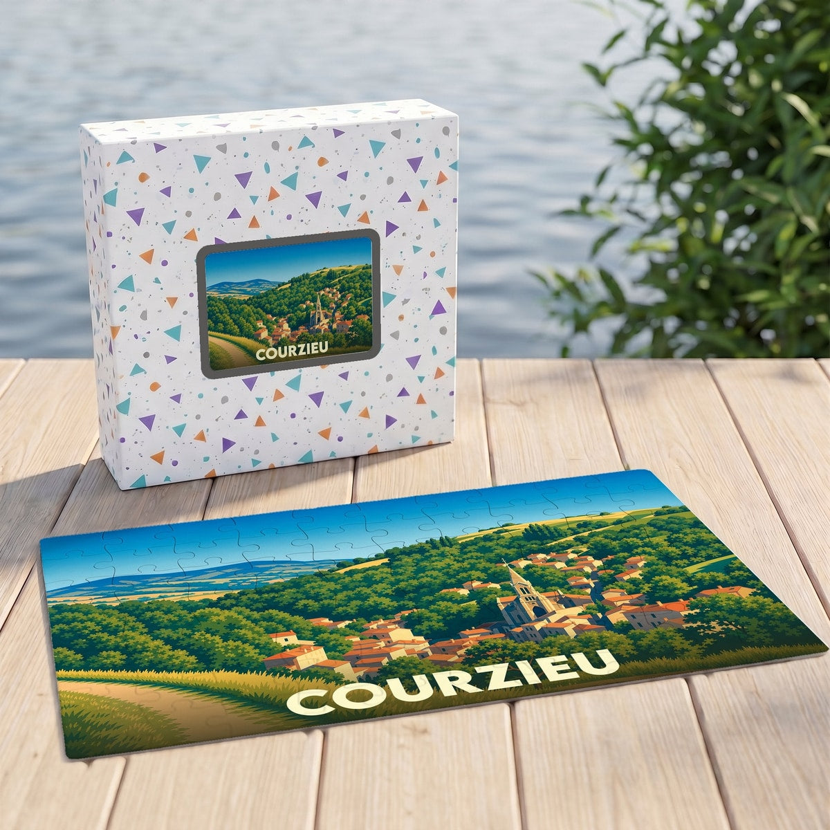 Puzzle souvenir de la ville de Courzieu avec une illustration stylisée et colorée.