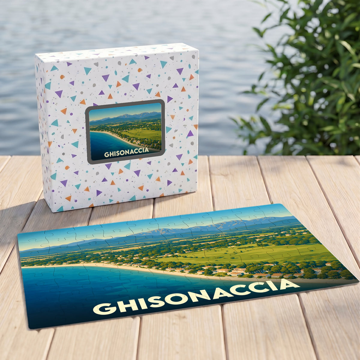 Puzzle souvenir de la ville de Ghisonaccia avec une illustration de son littoral et de ses montagnes.