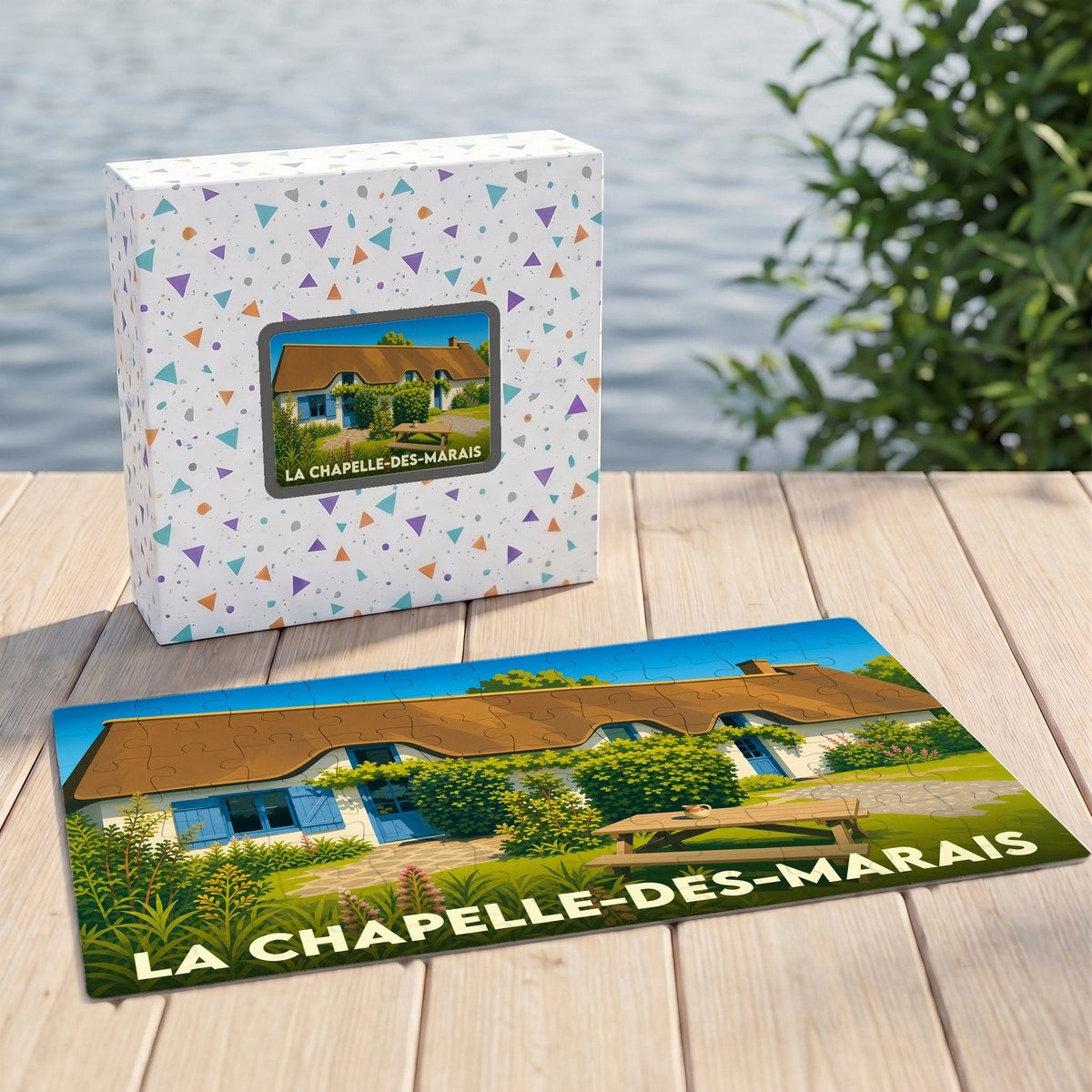 Puzzle souvenir de la ville de La Chapelle-des-Marais illustrant une chaumière traditionnelle.
