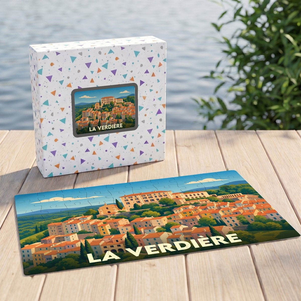 Puzzle souvenir de la ville de La Verdière avec une illustration stylisée.