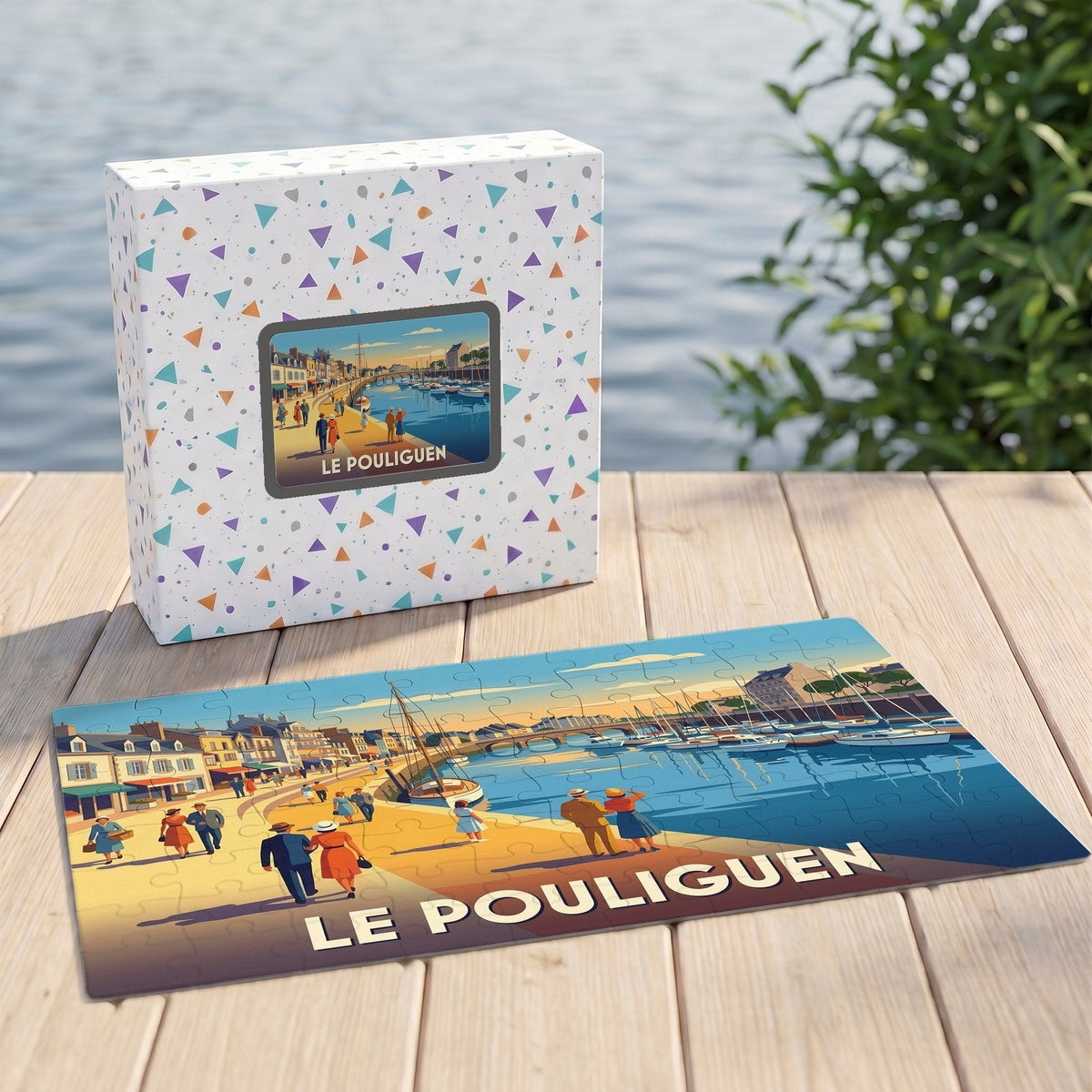 Puzzle souvenir de la ville de Le Pouliguen avec une illustration stylisée d'un port de plaisance animé.