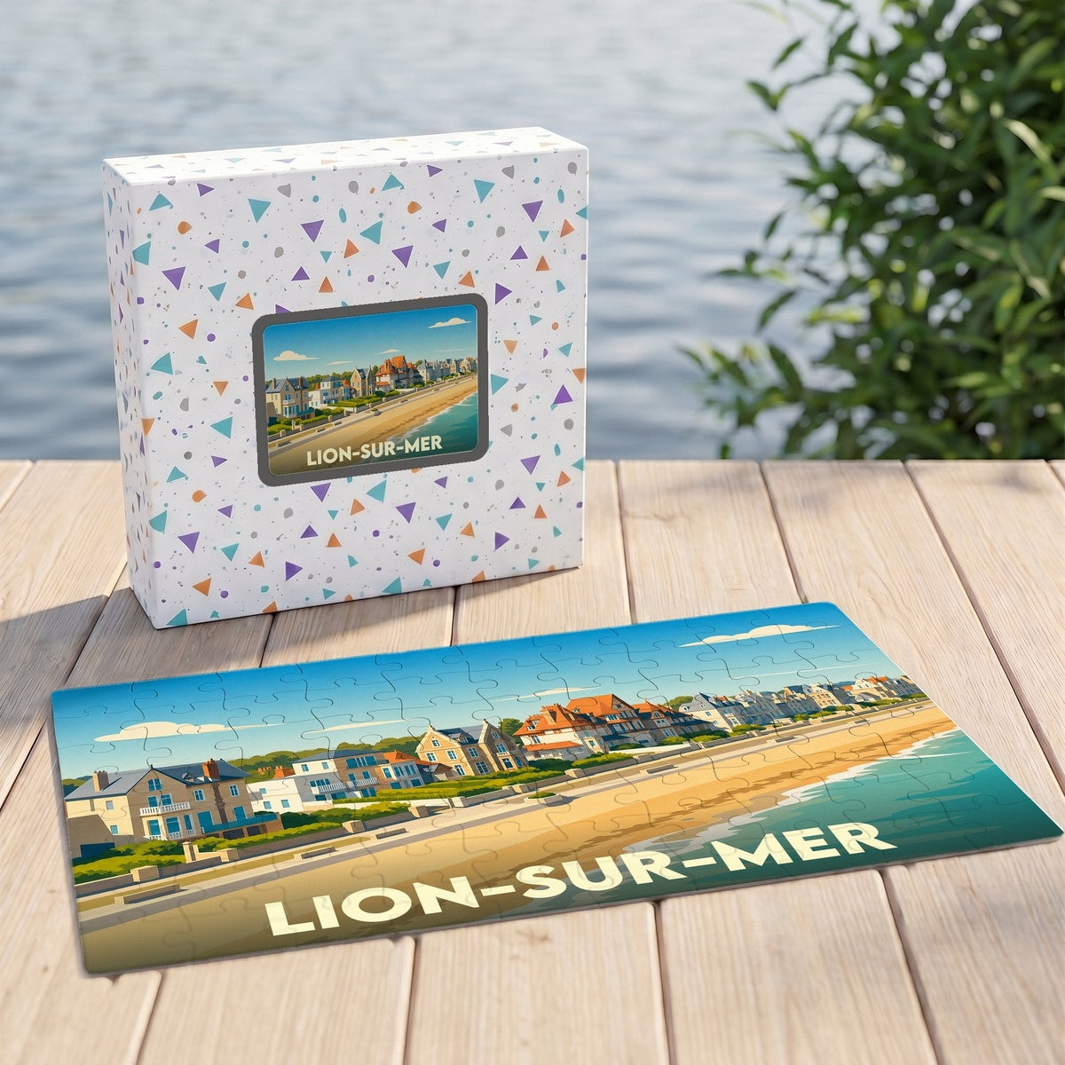 Puzzle souvenir de la ville de Lion-sur-Mer avec une illustration stylisée du front de mer.