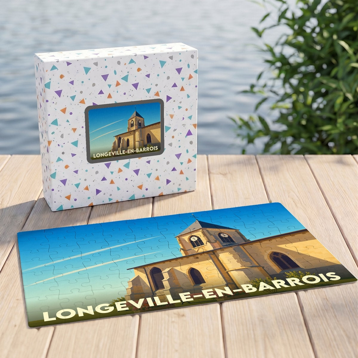 Puzzle souvenir de la ville de Longeville-en-Barrois avec une illustration stylisée d'une église sous un ciel bleu.