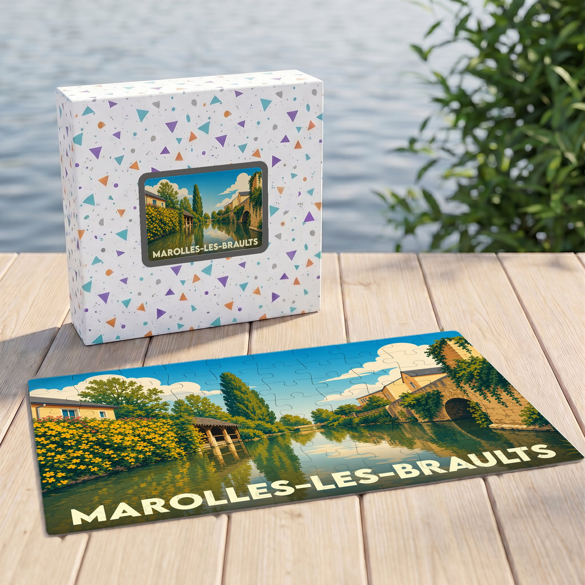Puzzle souvenir de la ville de Marolles-les-Braults avec une illustration stylisée de son paysage fluvial.