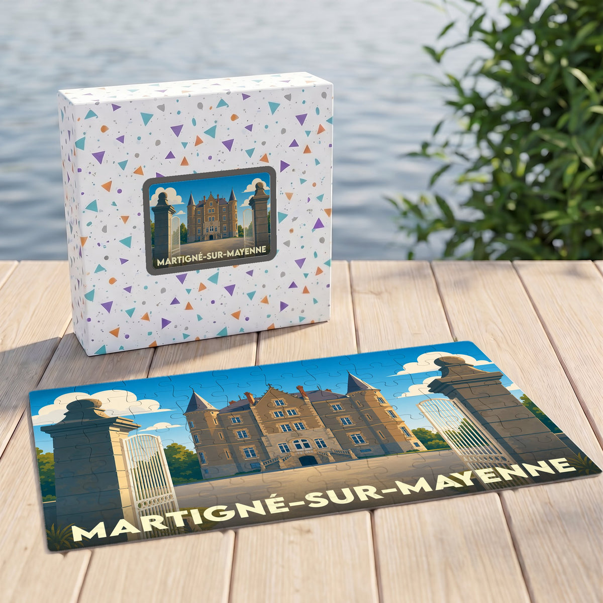 Puzzle souvenir de la ville de Martigné-sur-Mayenne avec une illustration stylisée de son château.