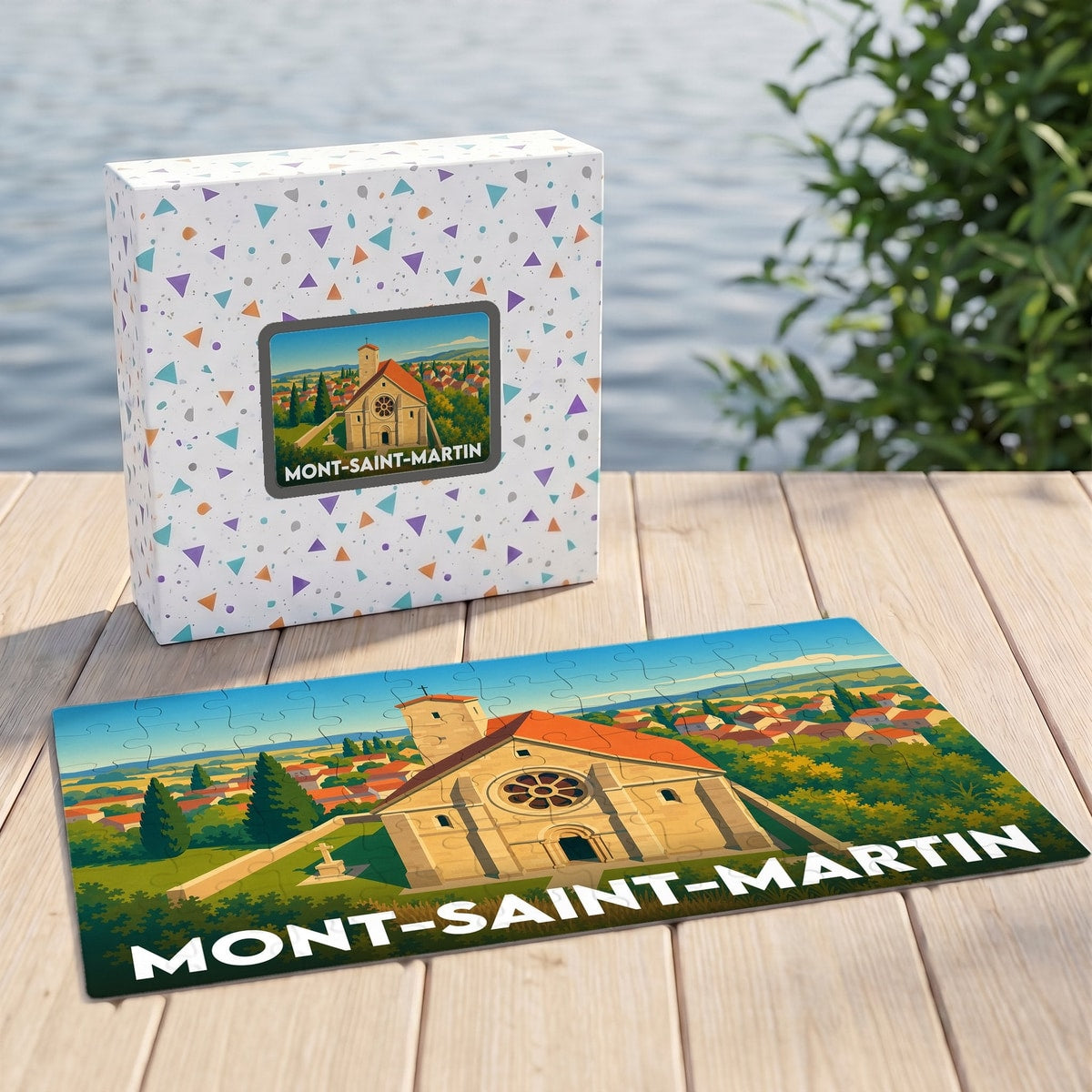 Puzzle souvenir de la ville de Mont-Saint-Martin avec une illustration stylisée d'une église romane.