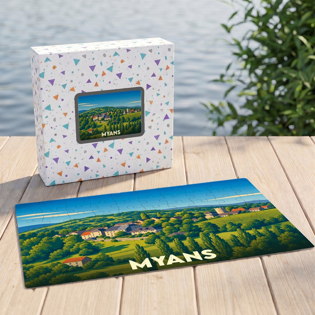 Puzzle souvenir de la ville de Myans avec une illustration stylisée de son paysage vallonné.