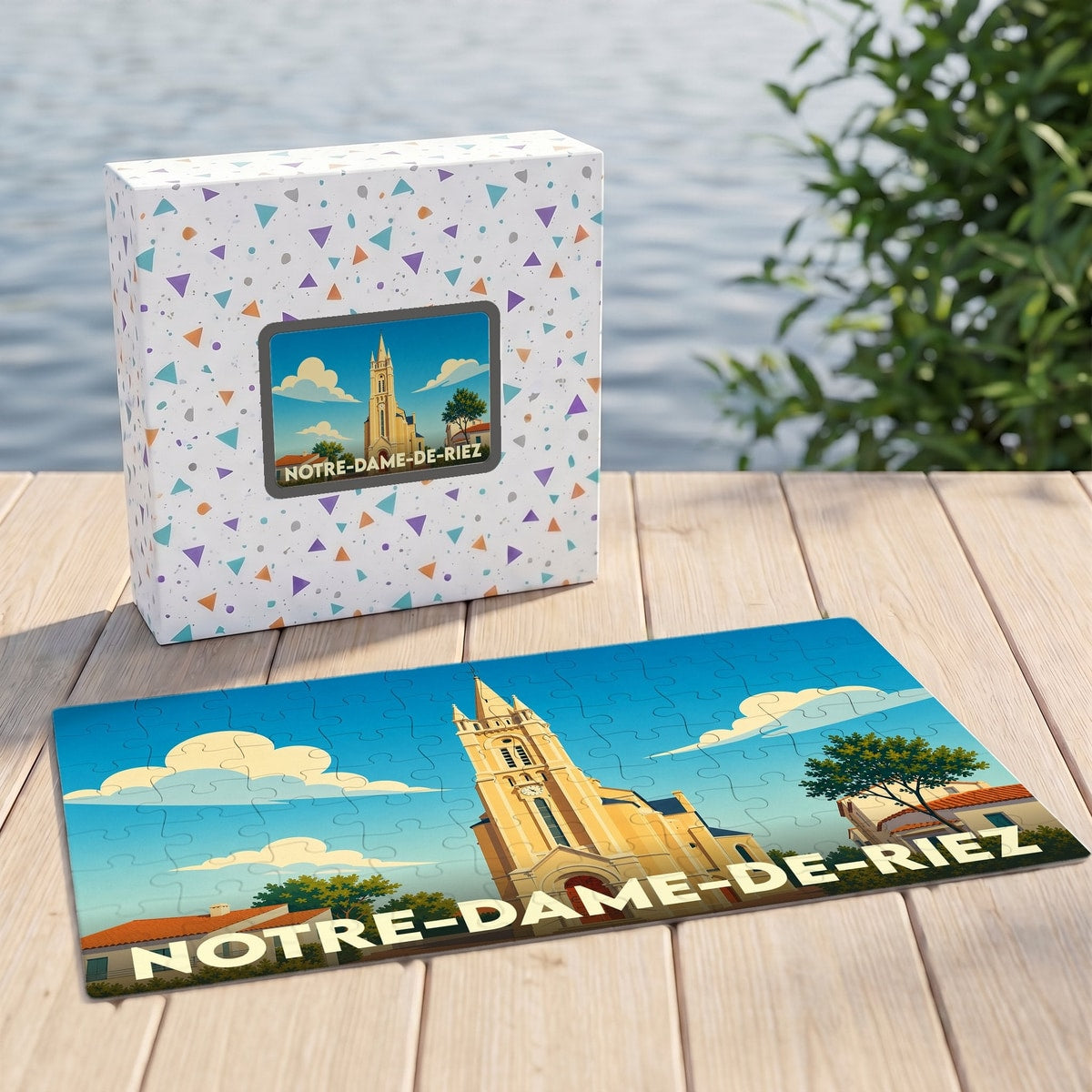 Puzzle souvenir de la ville de Notre-Dame-de-Riez avec une illustration stylisée de son église.