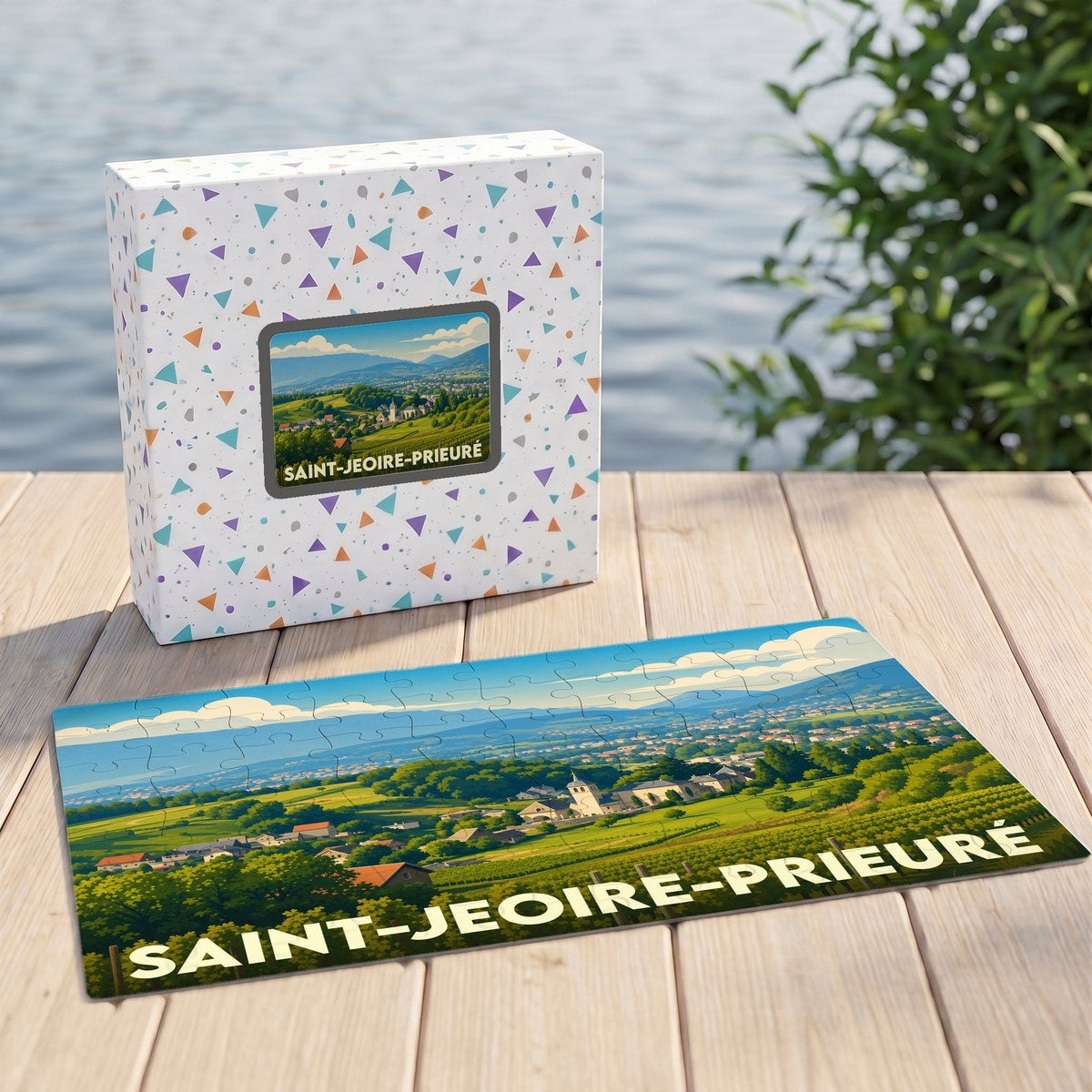 Puzzle souvenir de la ville de Saint-Jeoire-Prieuré avec une illustration de son paysage vallonné.