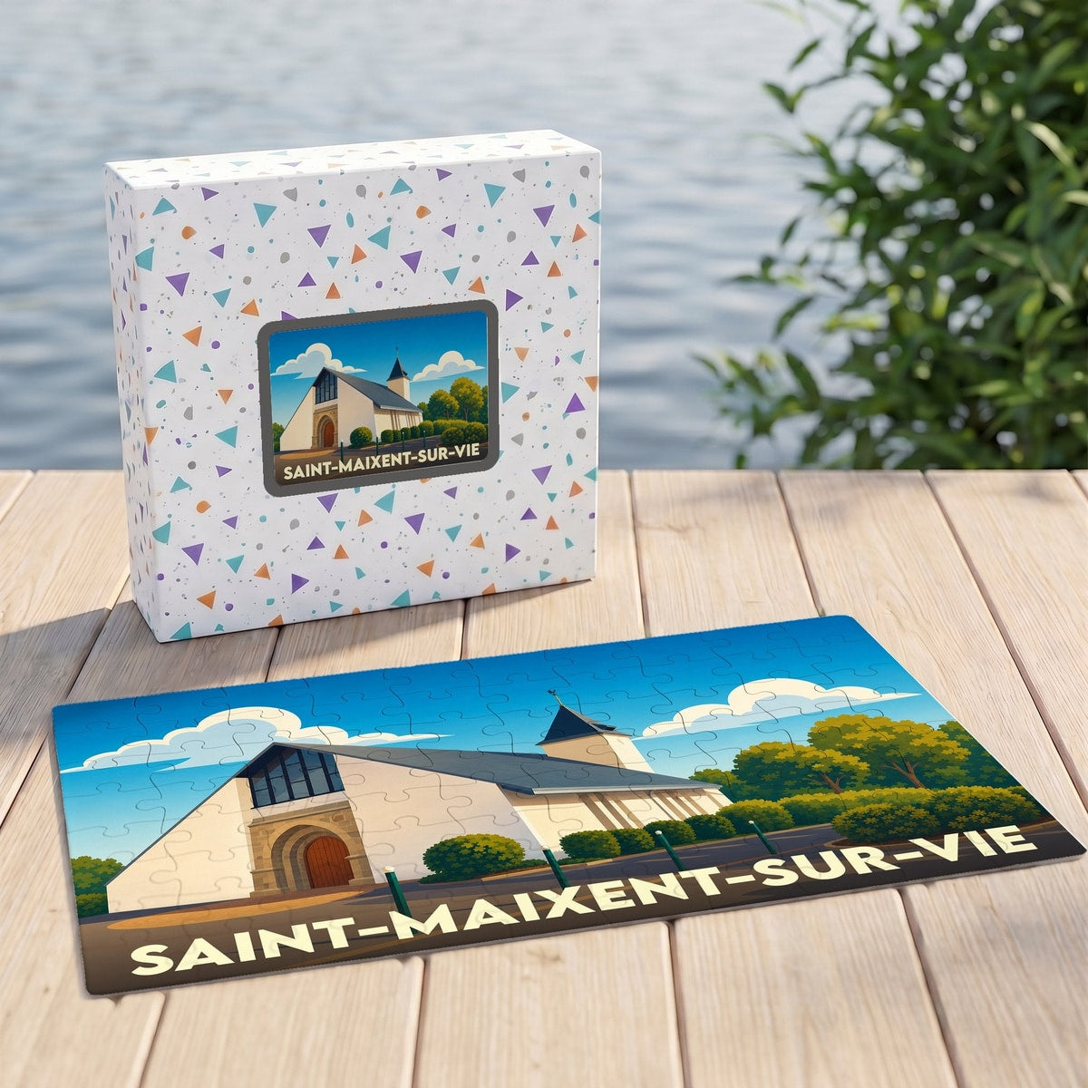 Puzzle souvenir de la ville de Saint-Maixent-sur-Vie avec une illustration stylisée de son église.