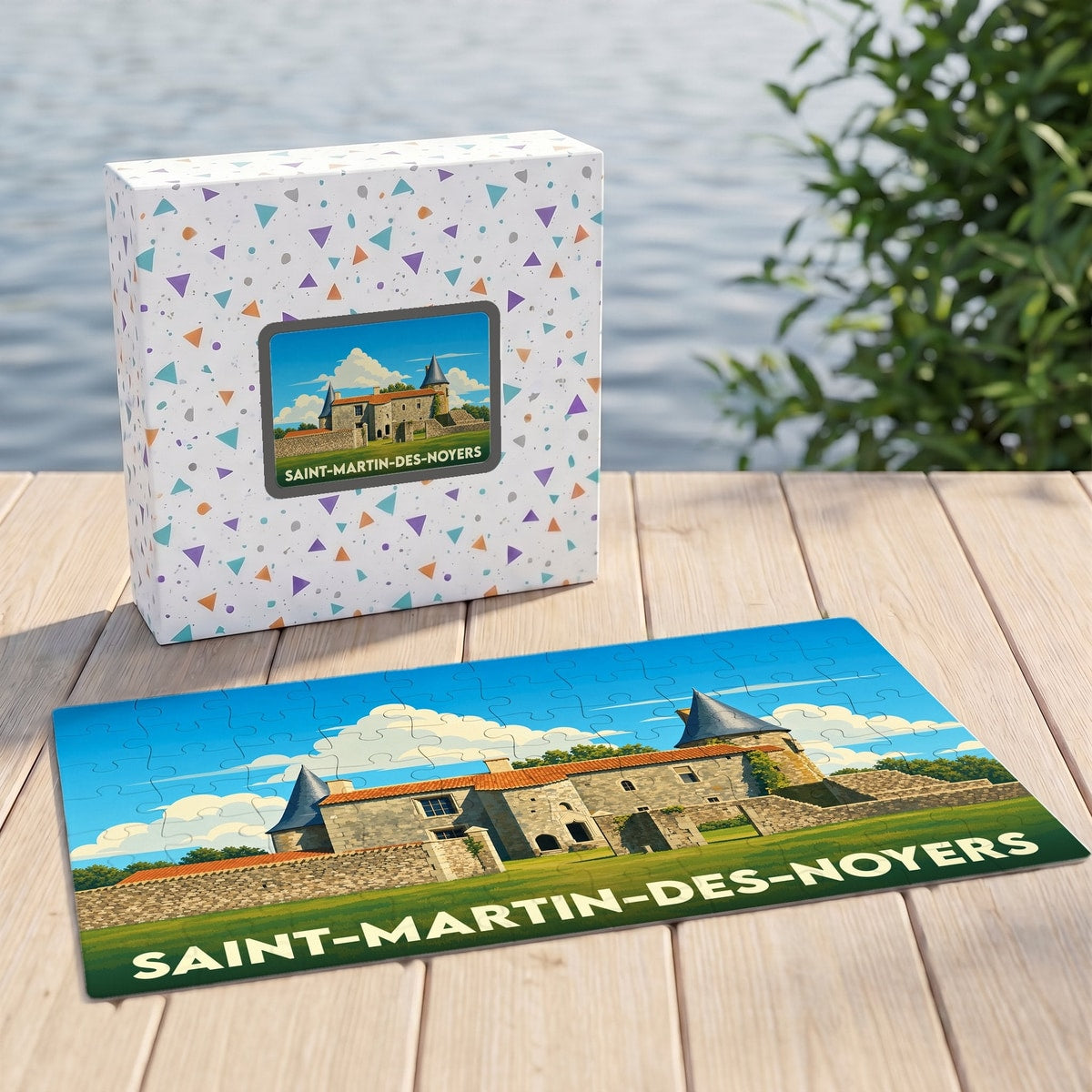 Puzzle souvenir de la ville de Saint-Martin-des-Noyers avec une illustration stylisée d'un château médiéval.