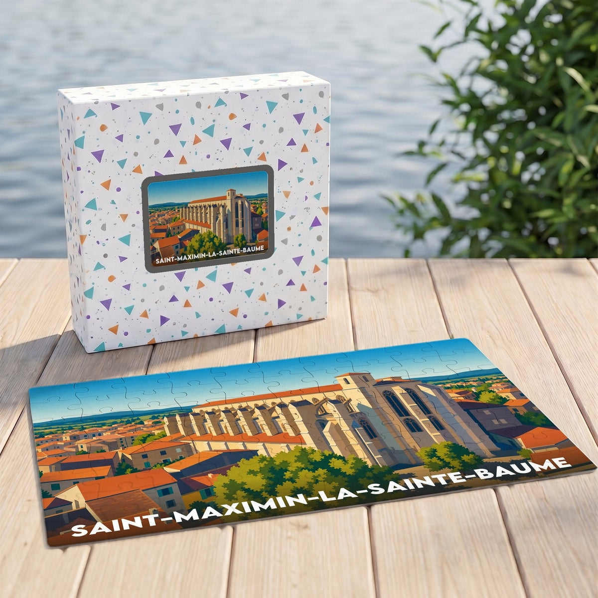 Puzzle souvenir de la ville de Saint-Maximin-la-Sainte-Baume avec une illustration stylisée de sa basilique.