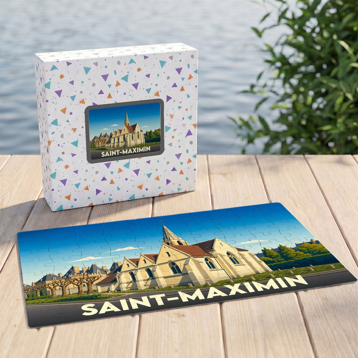Puzzle souvenir de la ville de Saint-Maximin avec une illustration stylisée de son patrimoine architectural.