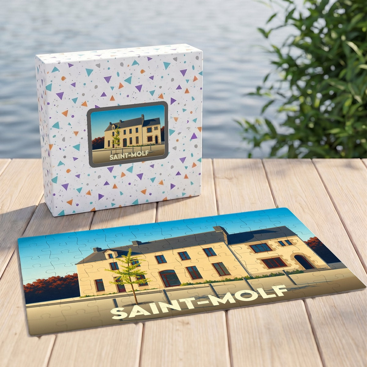Puzzle souvenir de la ville de Saint-Molf avec une illustration stylisée d'un bâtiment traditionnel.