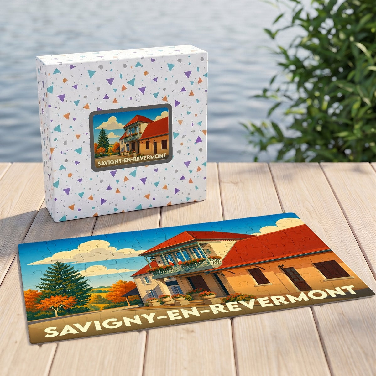 Puzzle souvenir de la ville de Savigny-en-Revermont avec une illustration stylisée et colorée.