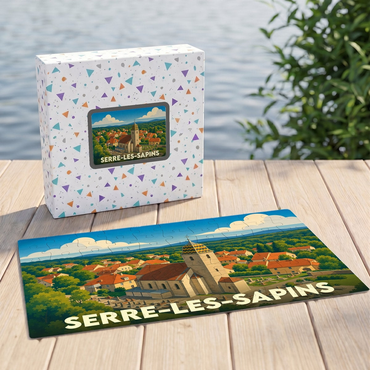 Puzzle souvenir de la ville de Serre-les-Sapins avec une illustration stylisée d'un paysage de village et son église.