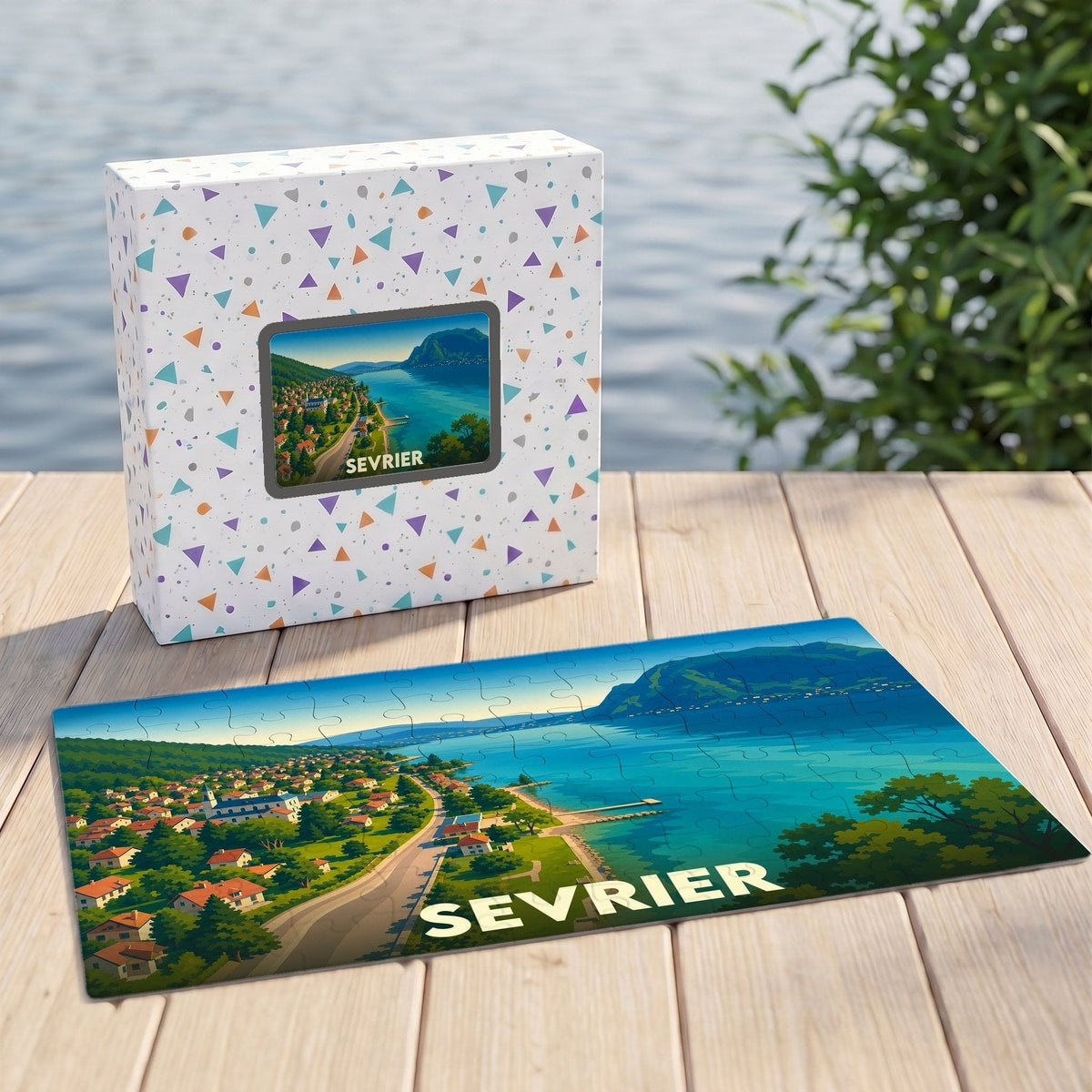 Puzzle souvenir de la ville de Sevrier avec une illustration stylisée d'un paysage lacustre.