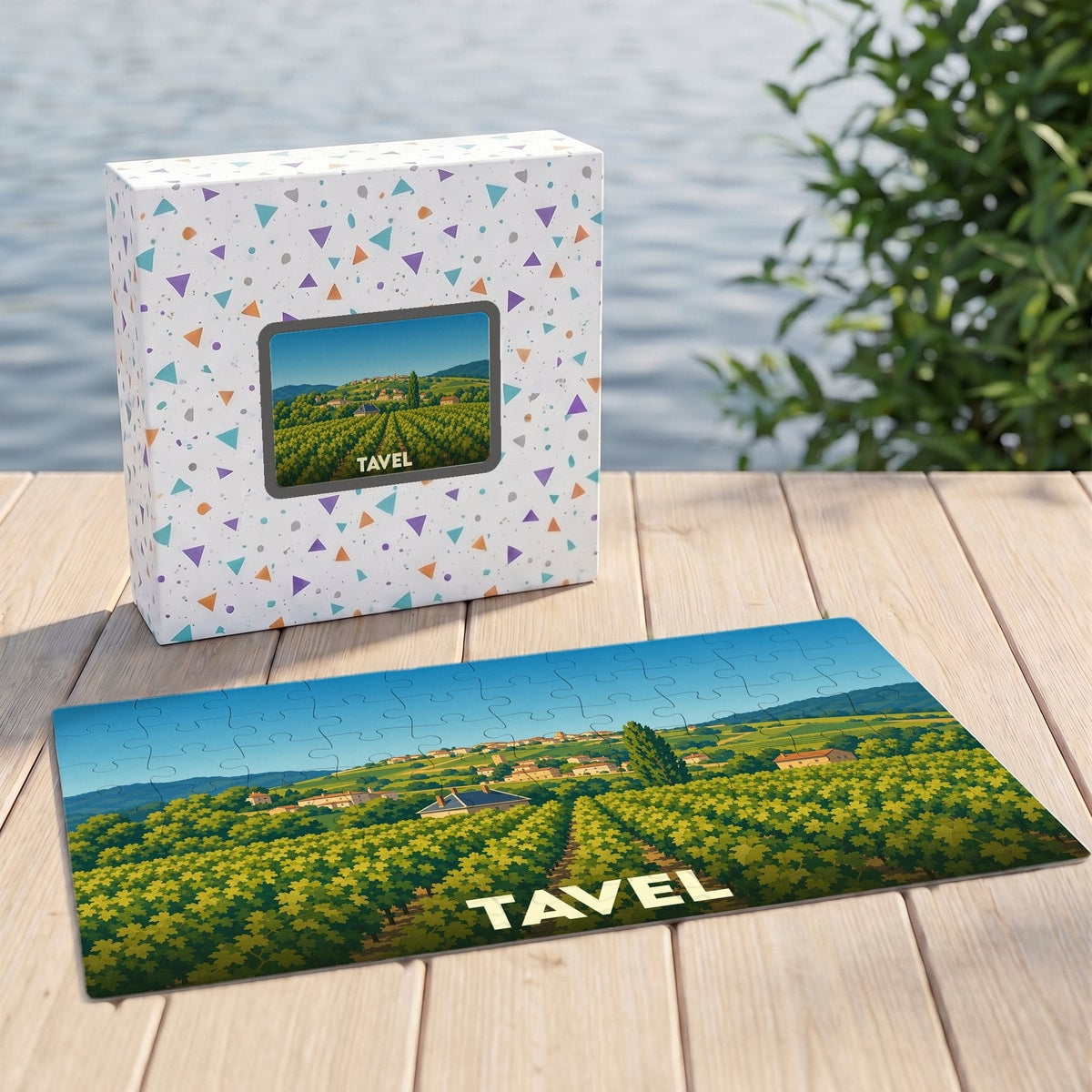 Puzzle souvenir de la ville de Tavel avec une illustration de ses vignobles.