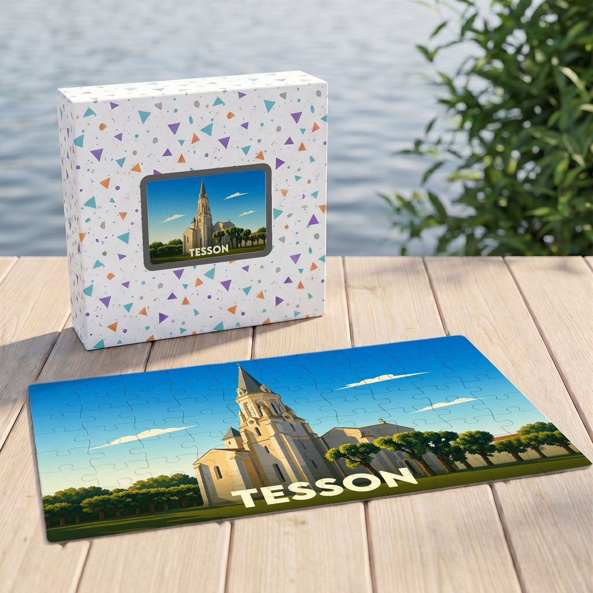 Puzzle souvenir de la ville de Tesson avec une illustration stylisée de son église.