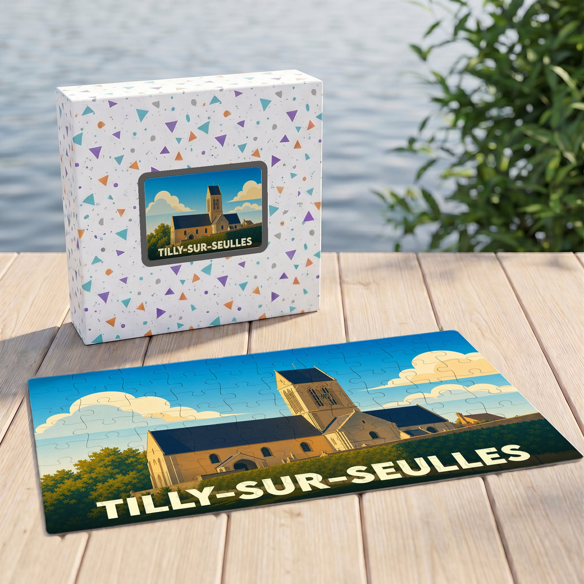 Puzzle souvenir de la ville de Tilly-sur-Seulles avec une illustration stylisée d'une église.