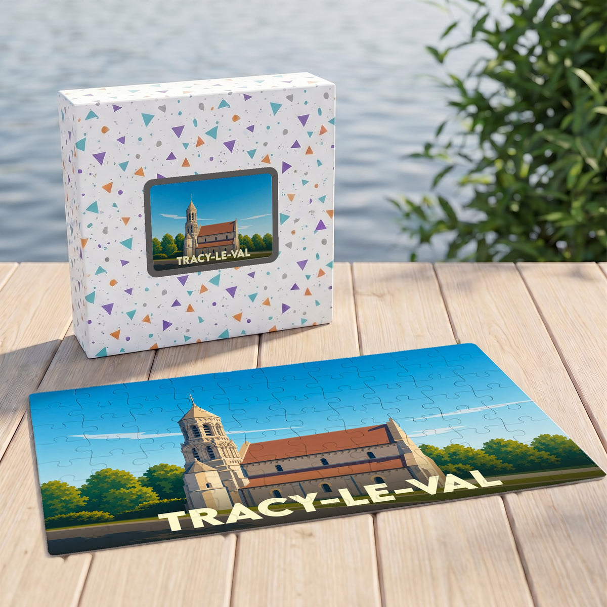 Puzzle souvenir de la ville de Tracy-le-Val avec une illustration stylisée de son église.