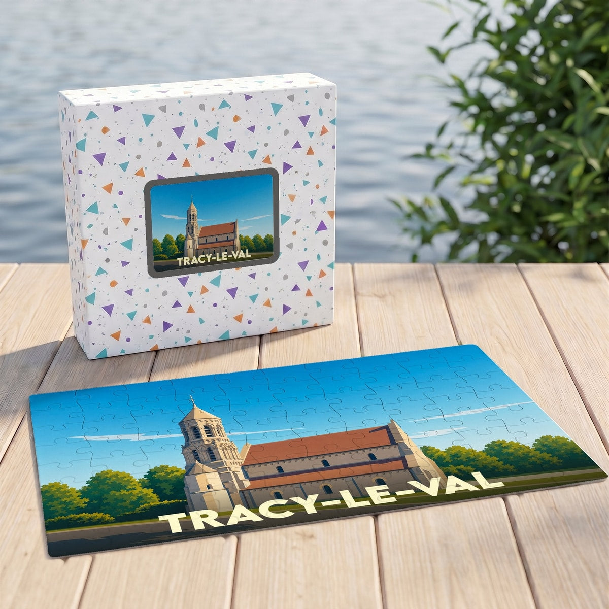 Puzzle souvenir de la ville de Tracy-le-Val avec une illustration stylisée de son église.