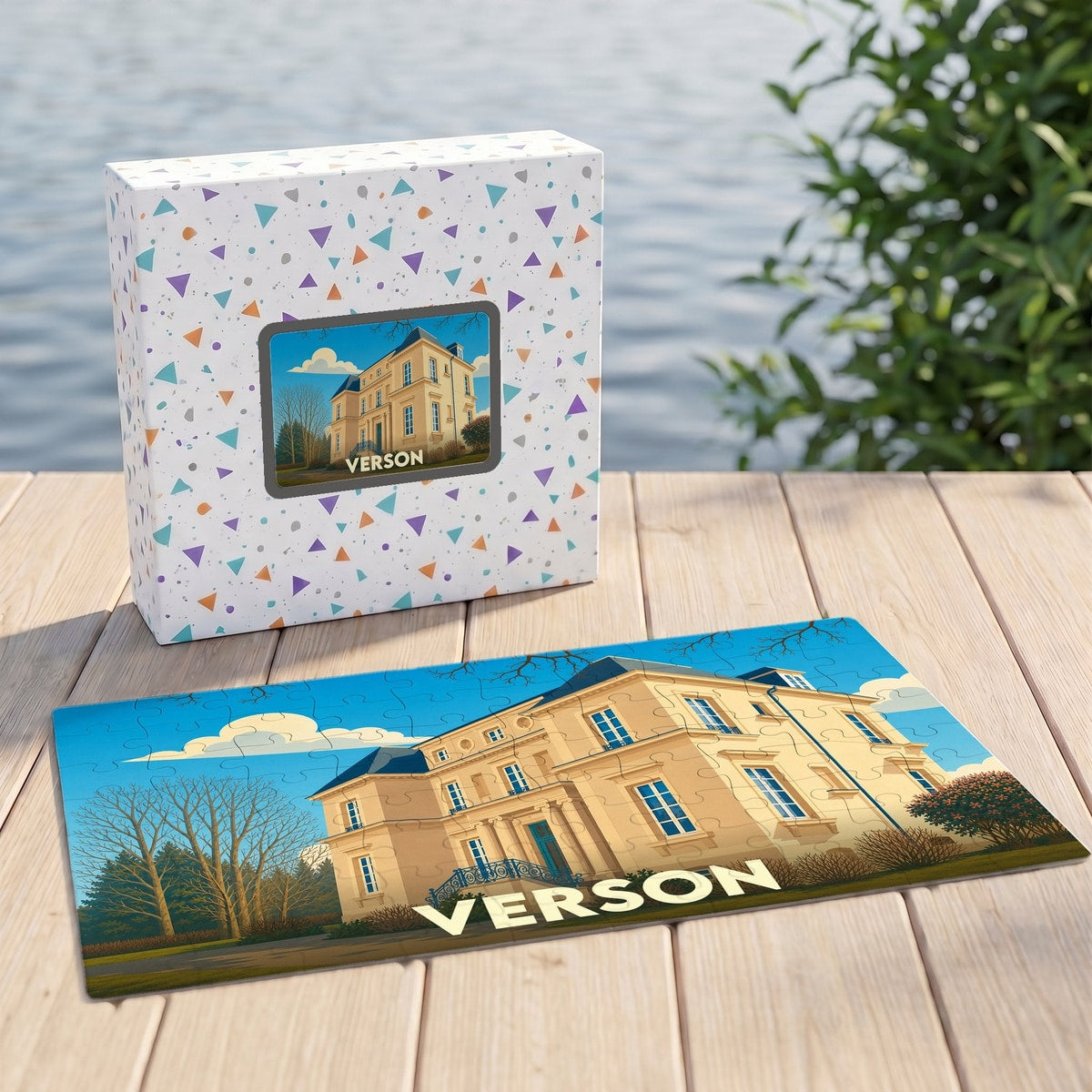 Puzzle souvenir de la ville de Verson avec une illustration stylisée d'un manoir.