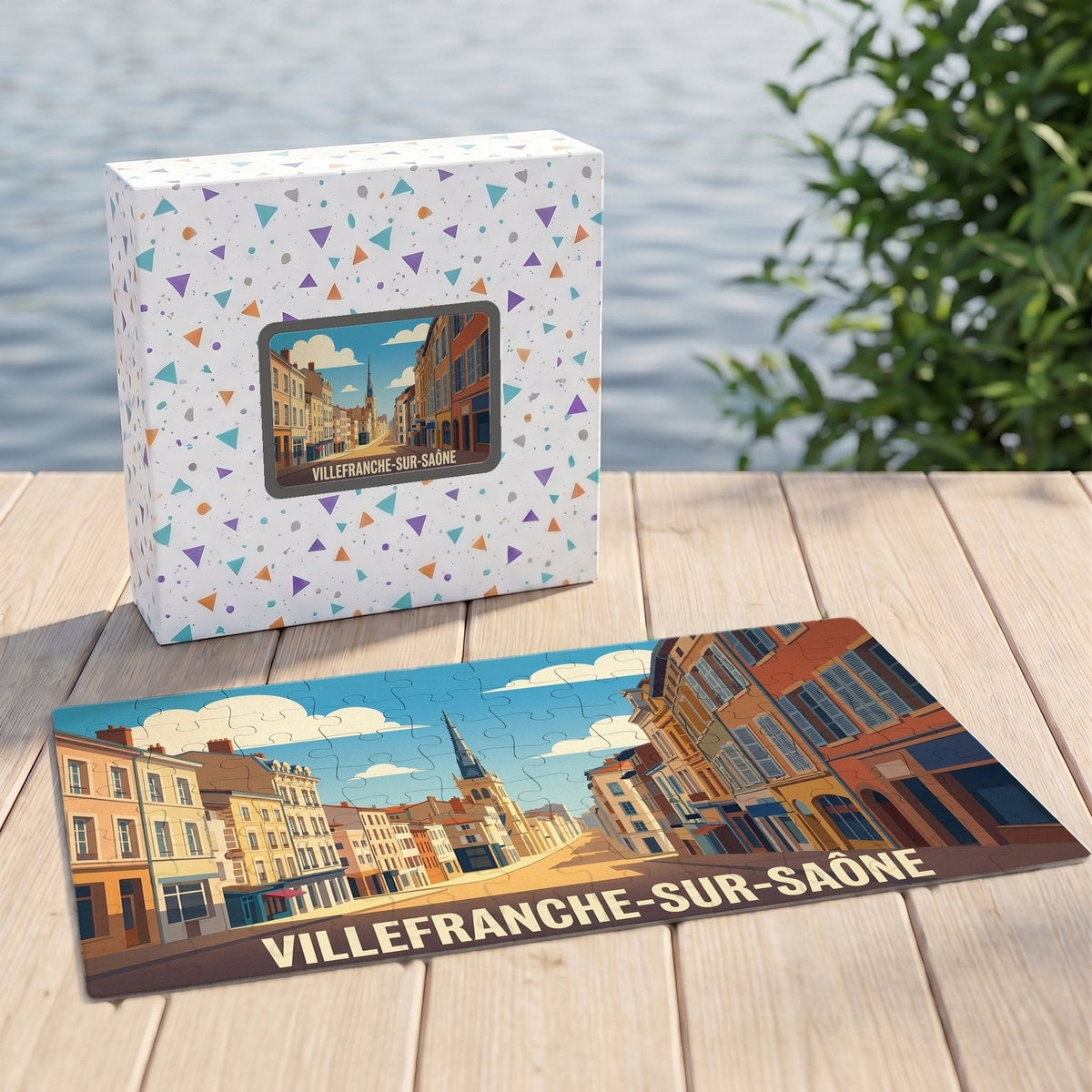 Puzzle souvenir de la ville de Villefranche-sur-Saône avec une illustration colorée et stylisée de ses rues.