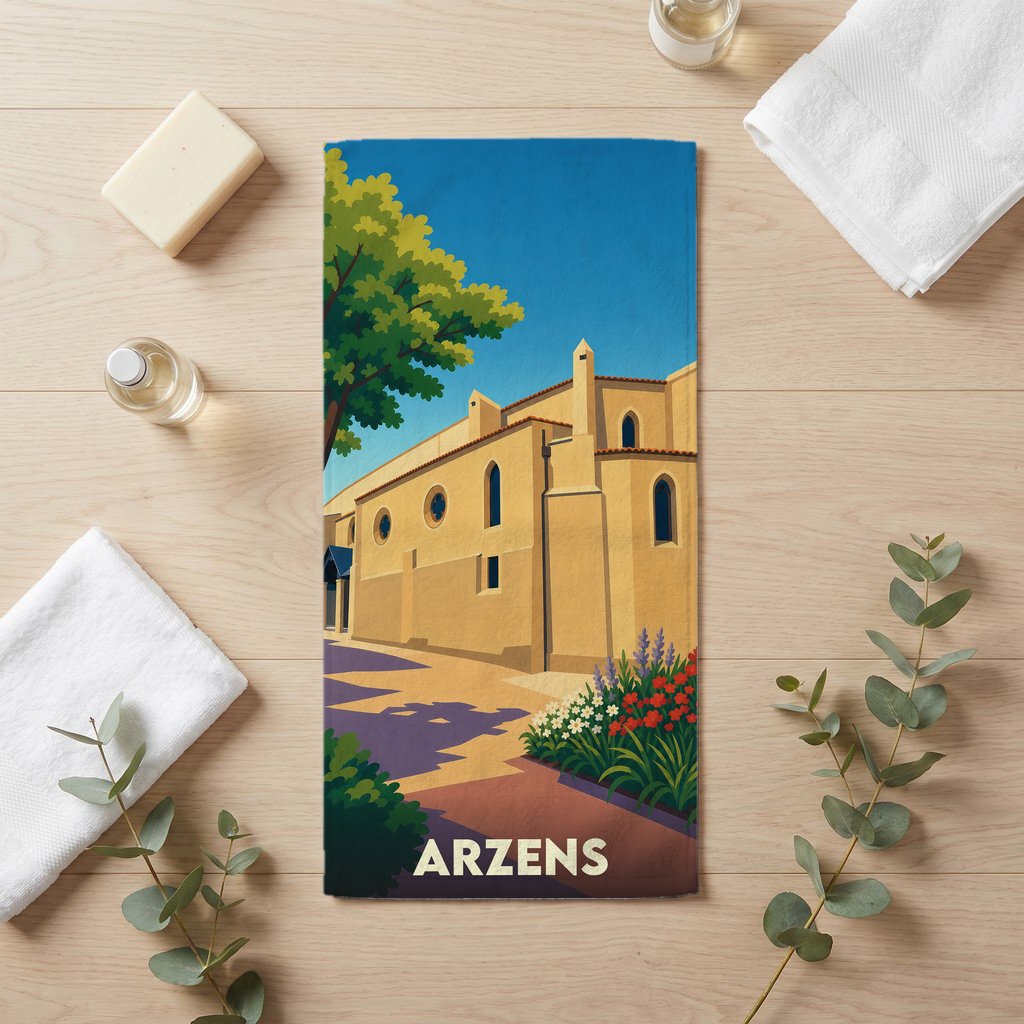 Serviette de bain souvenir de la ville d'Arzens avec une illustration stylisée.