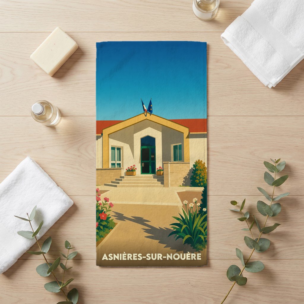 Serviette de bain souvenir de la ville de Asnières-sur-Nouère avec une illustration stylisée de sa mairie.