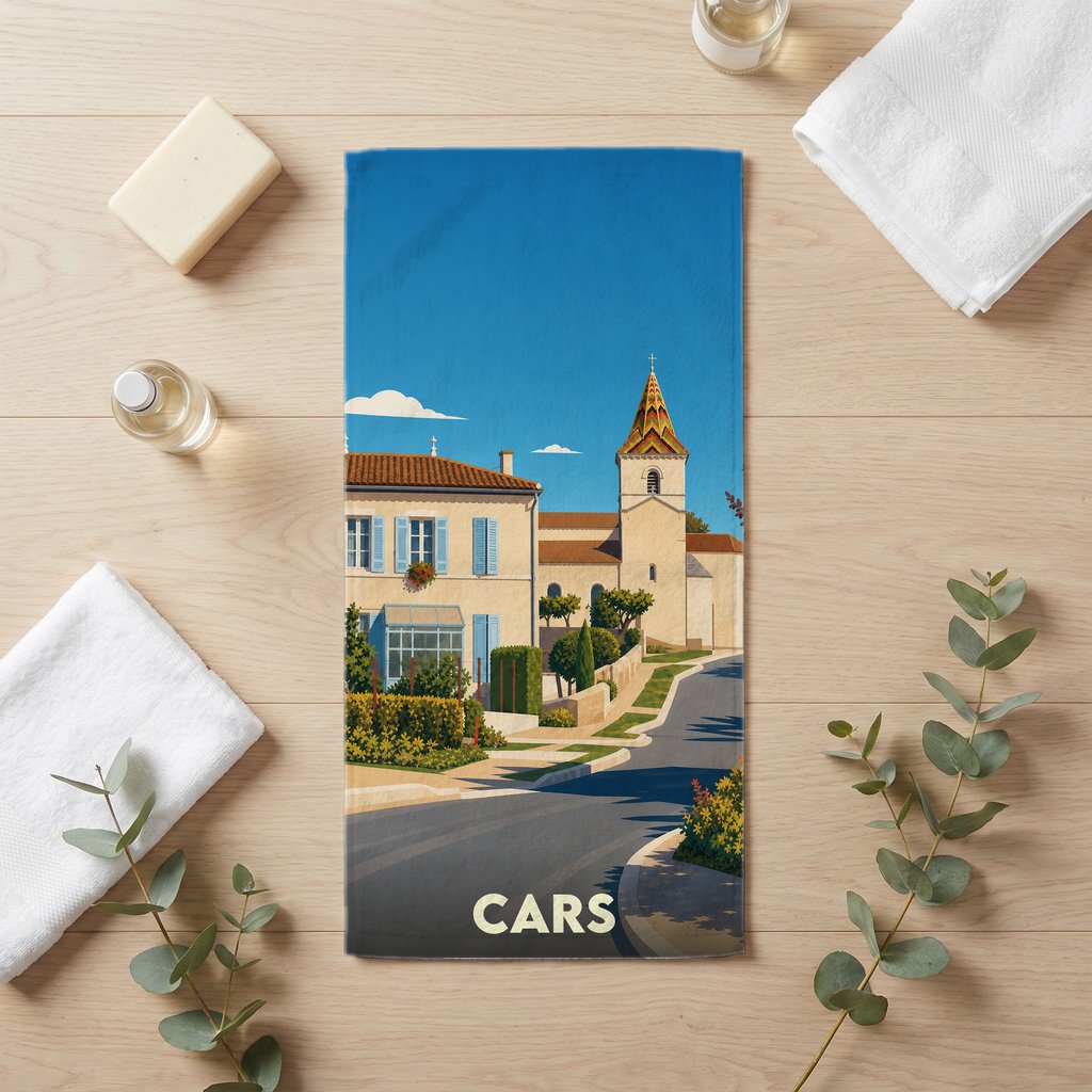 Serviette de bain souvenir de la ville de Cars illustrée d'un paysage urbain stylisé.