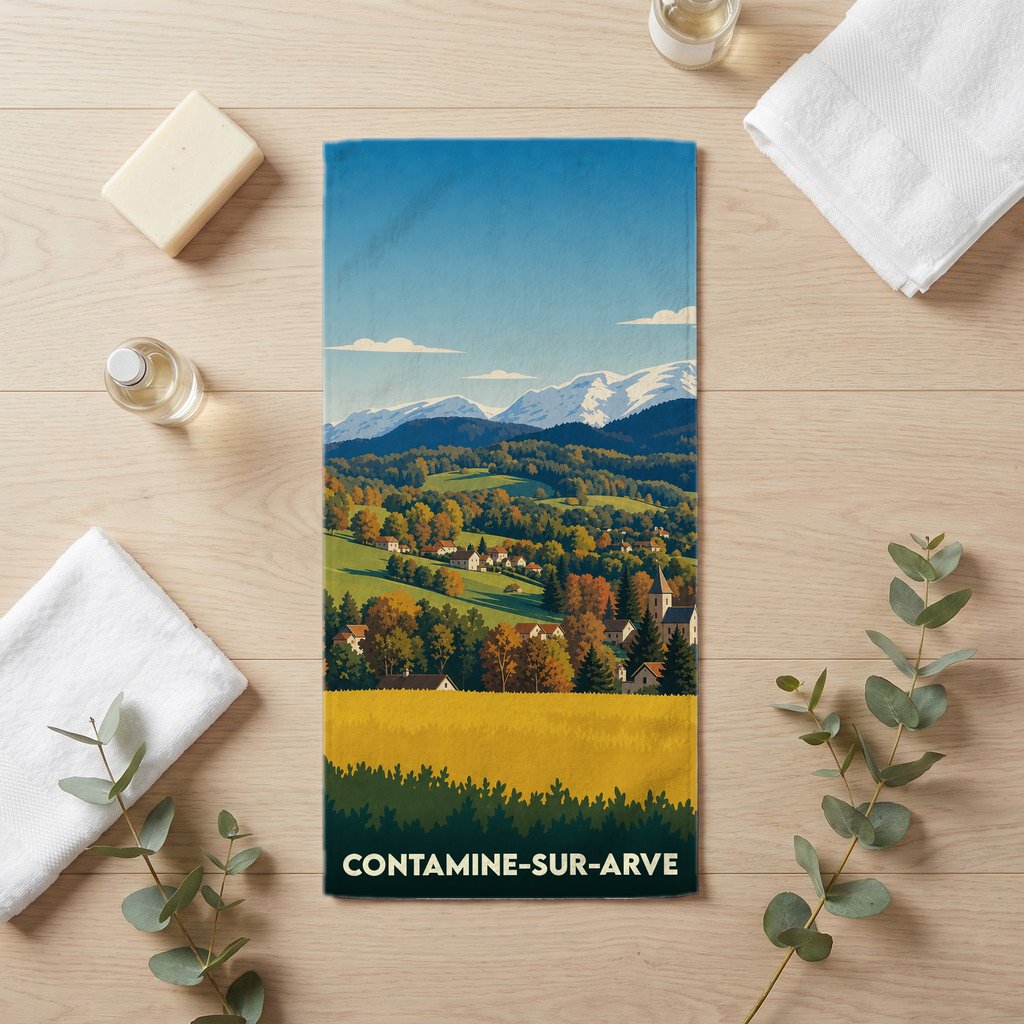 Serviette de bain souvenir de la ville de Contamine-sur-Arve ornée d'une illustration de paysage alpin.
