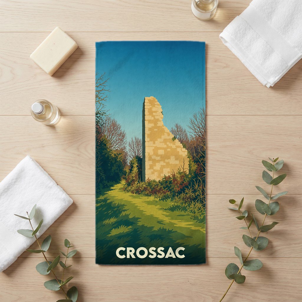 Serviette de bain souvenir de la ville de Crossac avec une illustration stylisée d'une ruine en pierre dans la nature.