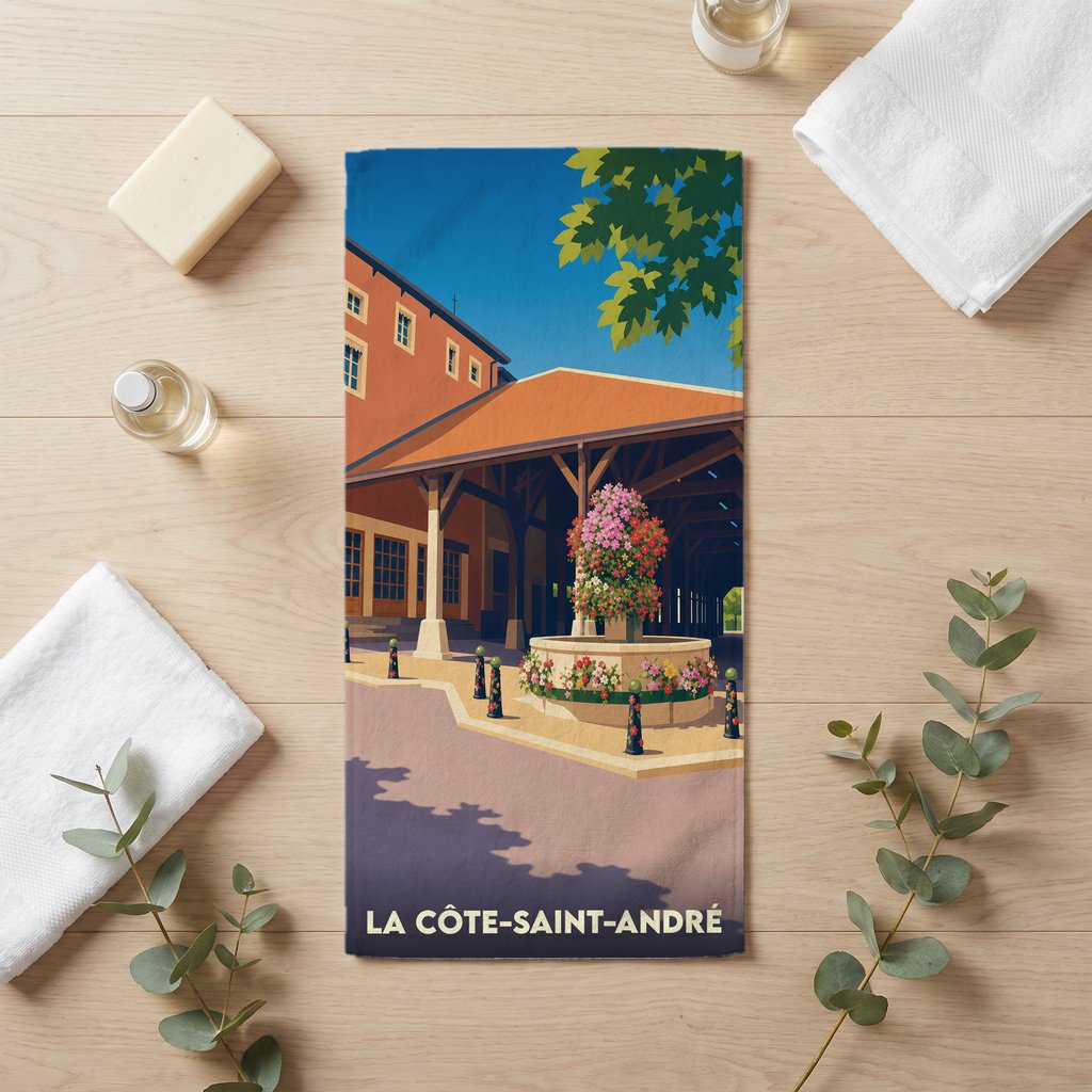 Serviette de bain souvenir de la ville de La Côte-Saint-André avec une illustration stylisée.
