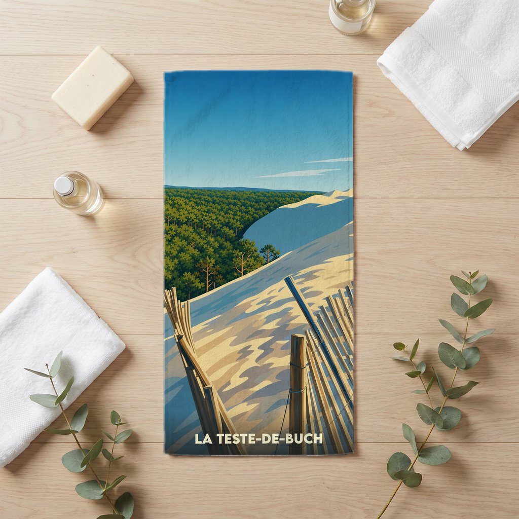 Serviette de bain souvenir de la ville de La Teste-de-Buch avec une illustration de la Dune du Pilat.