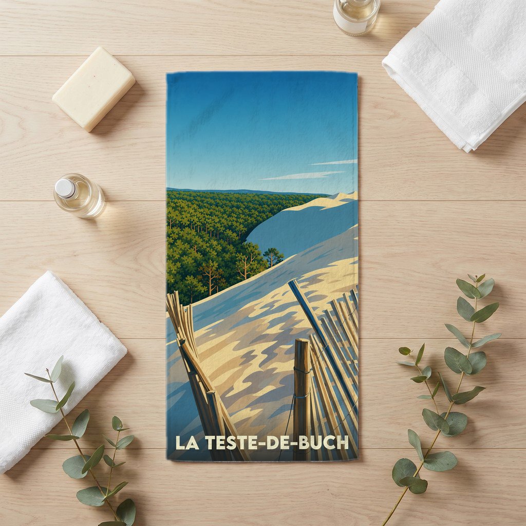 Serviette de bain souvenir de la ville de La Teste-de-Buch avec une illustration de la Dune du Pilat.