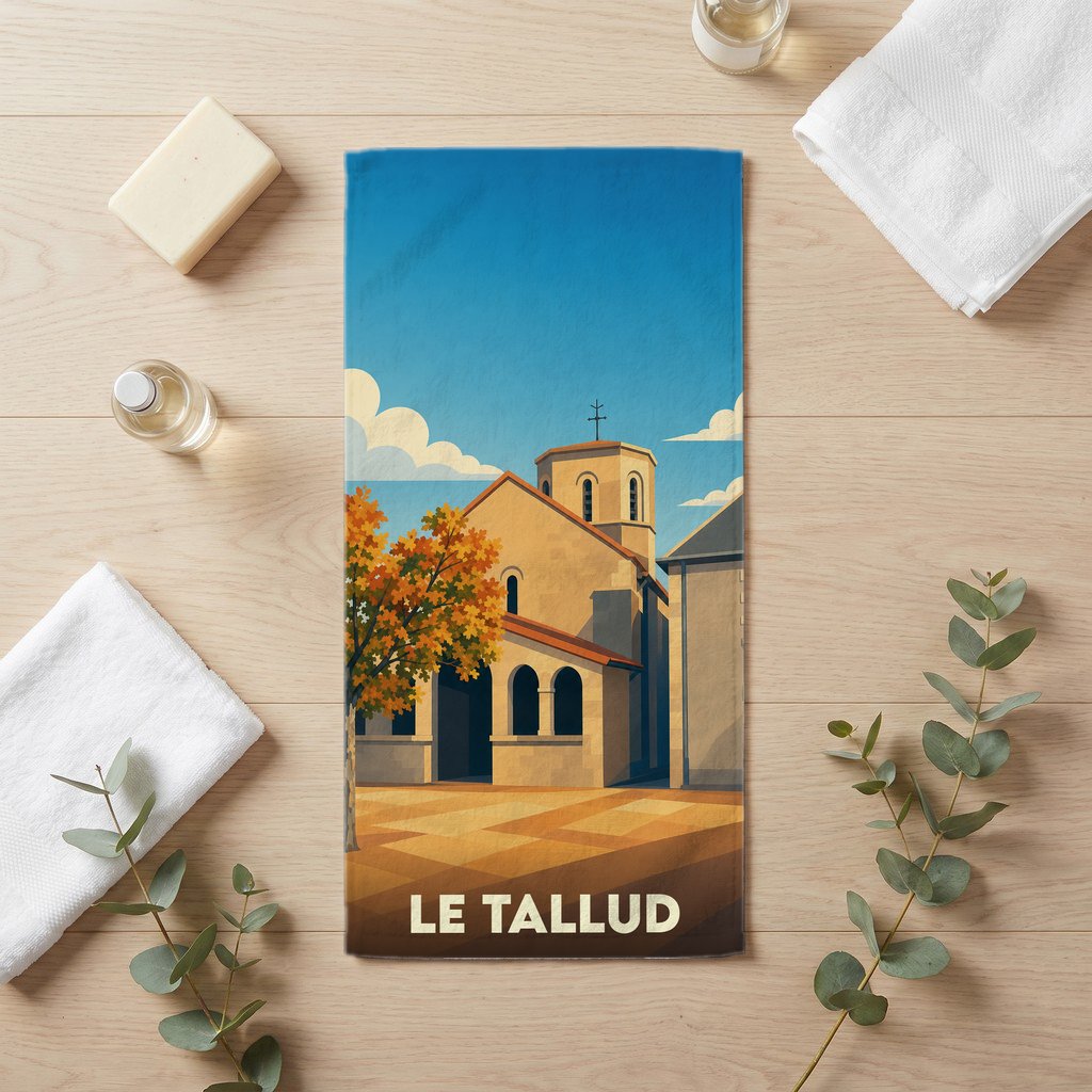 Serviette de bain souvenir de la ville de Le Tallud avec une illustration stylisée d'une église sous un ciel bleu.