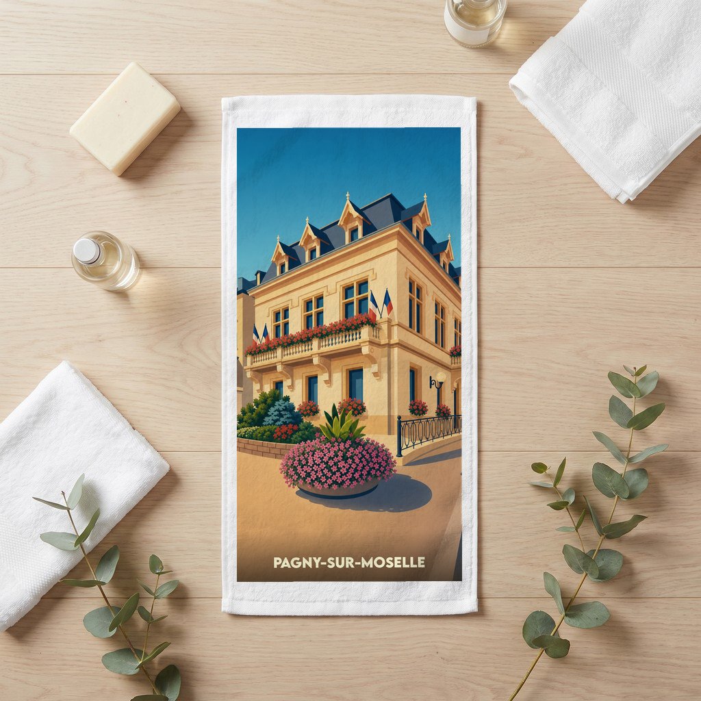 Serviette de bain souvenir de Pagny-sur-Moselle ornée d'une illustration stylisée de l'hôtel de ville.