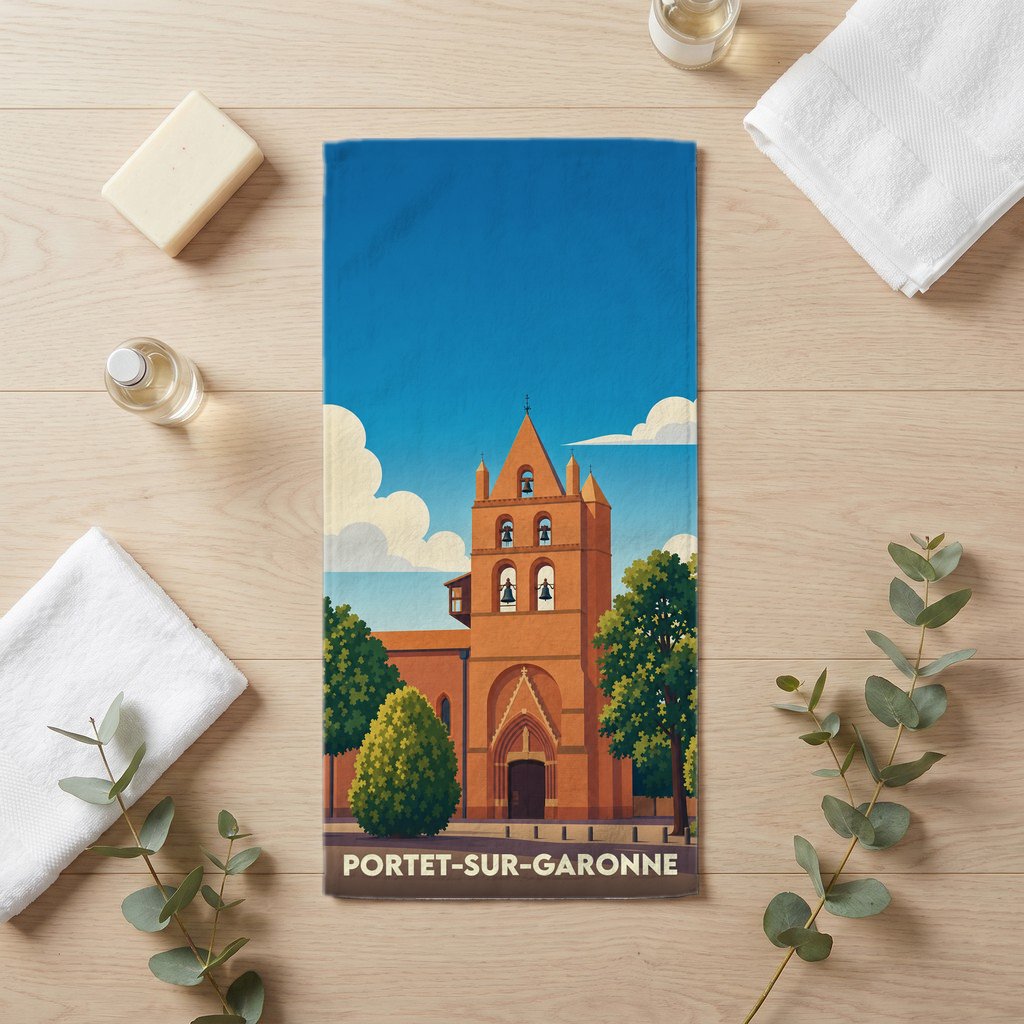 Serviette de bain souvenir de Portet-sur-Garonne avec une illustration stylisée de son église.