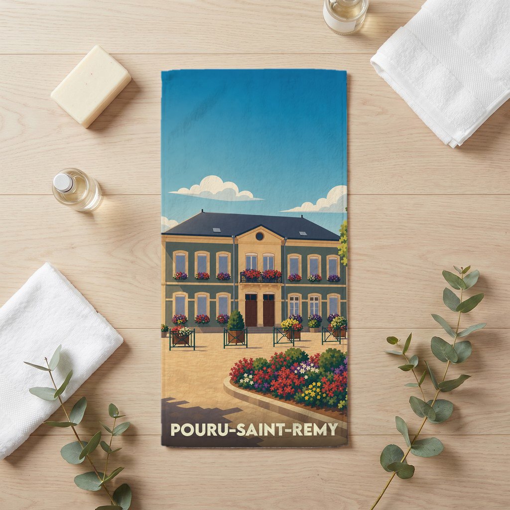 Serviette de bain souvenir de la ville de Pouru-Saint-Remy avec une illustration stylisée de sa mairie fleurie.